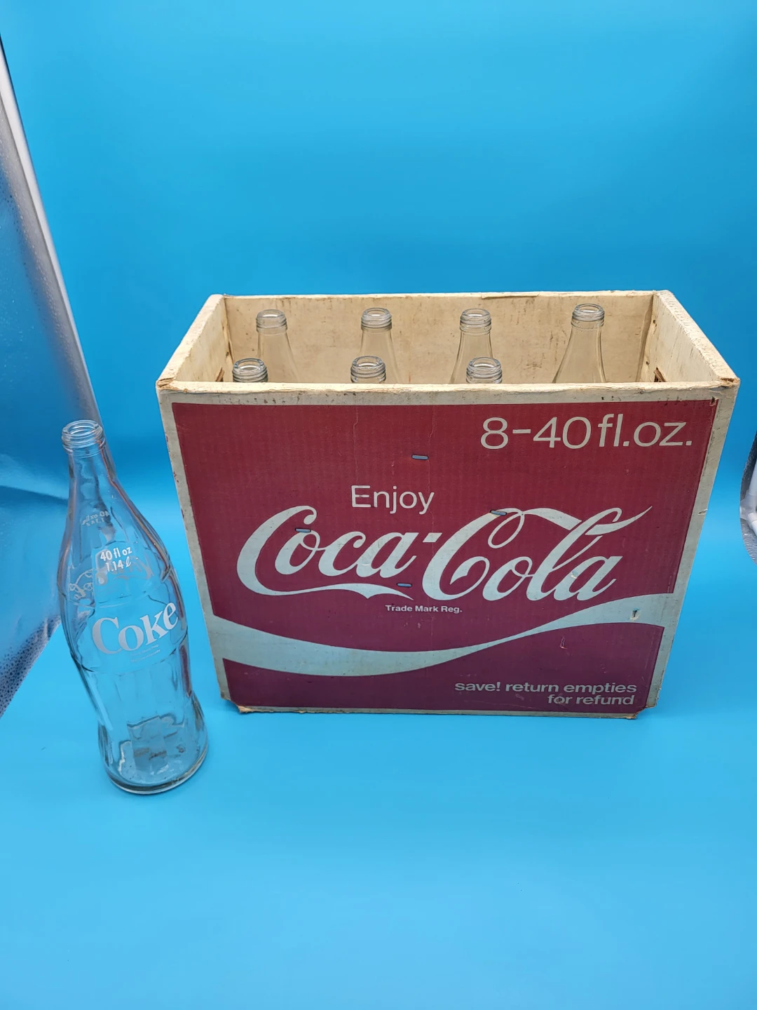 Coca-Cola 8 Bottle Crate with Empty 40 oz Bottles