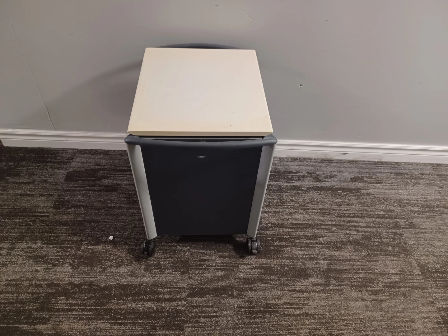 Filing Cabinet with Wheels