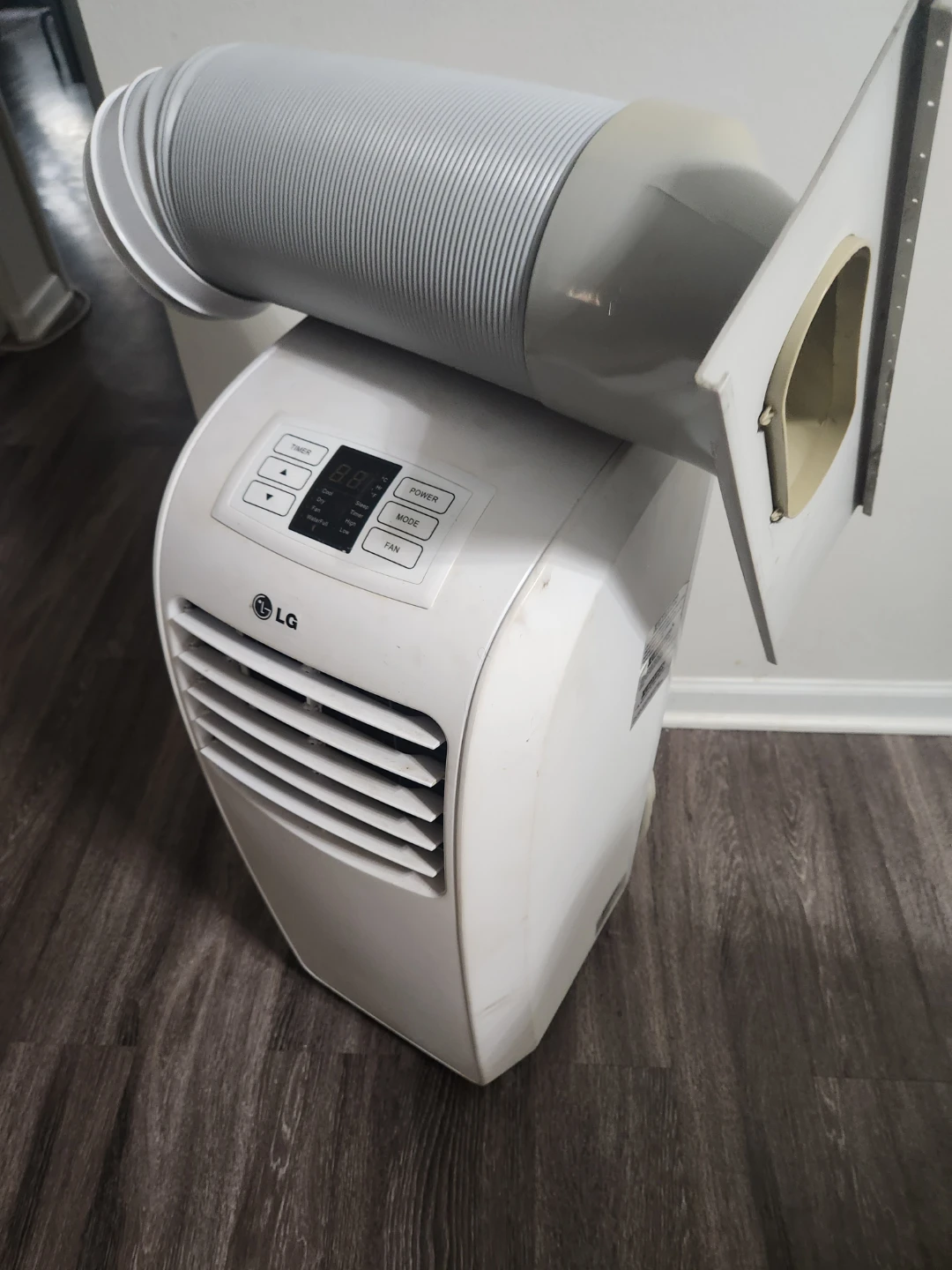 LG Portable Air Conditioner - photo 2