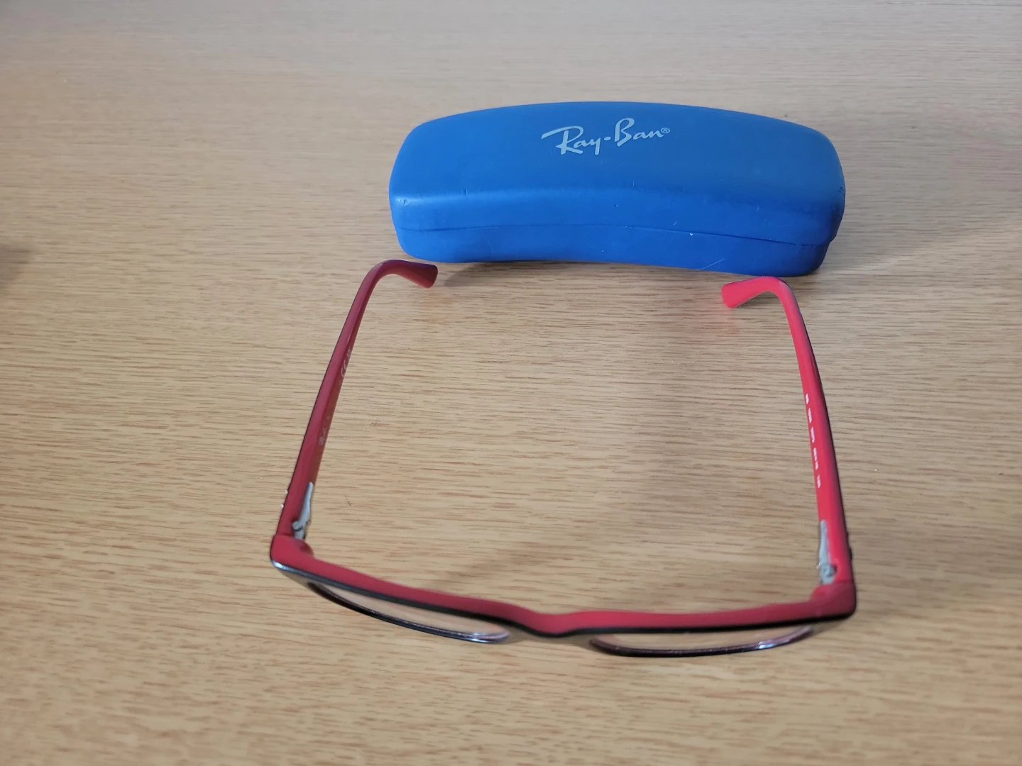 Ray-Ban Eyeglasses with Case
