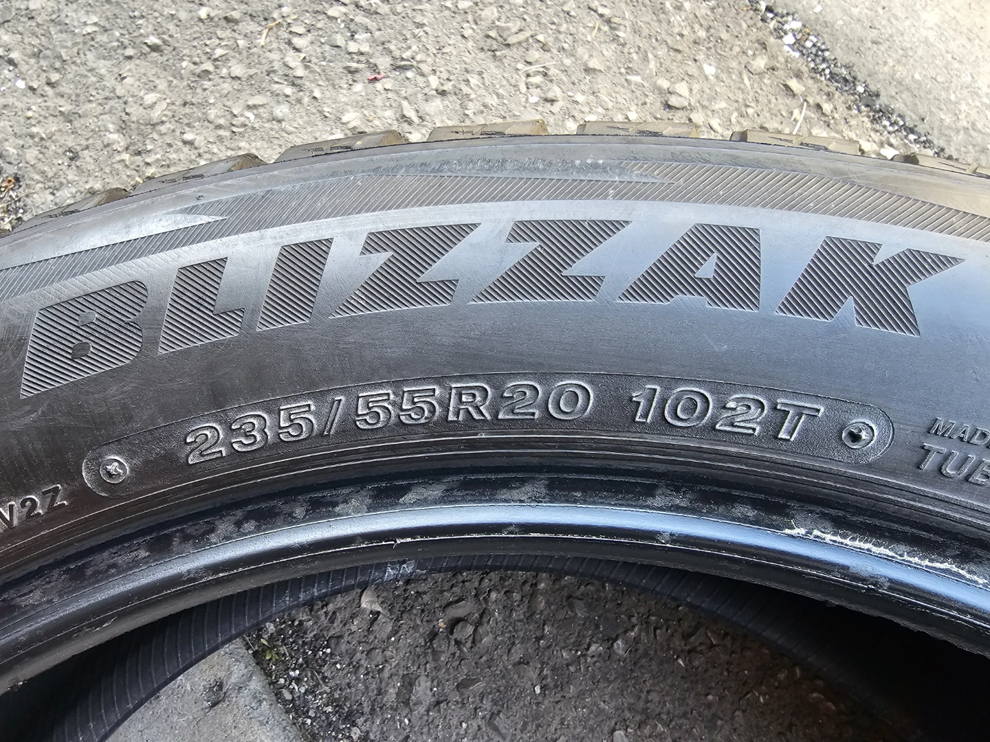 235/55 R20 BRIDGESTONE BLIZZAK WINTER TIRES - photo 2