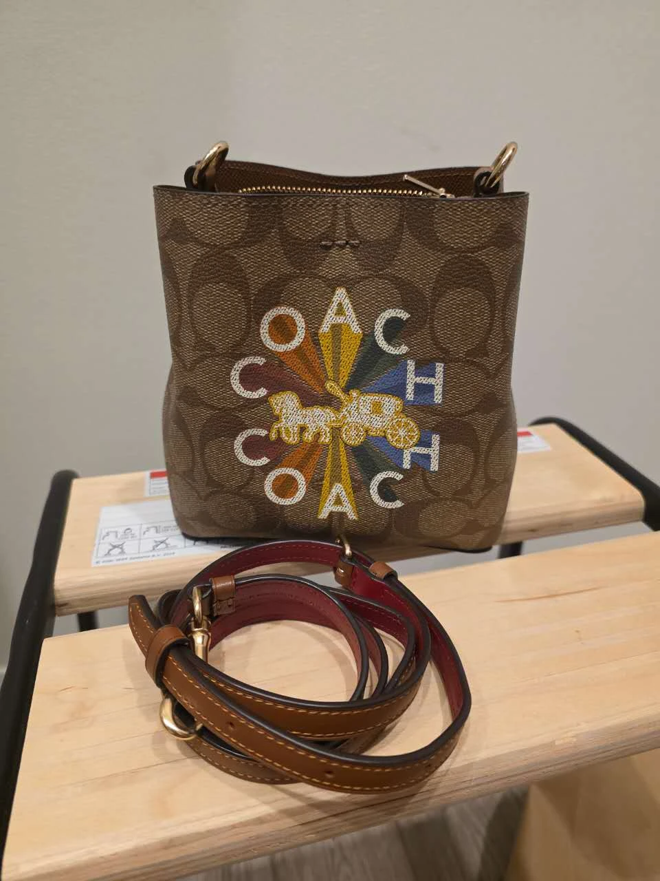 Coach Signature Bucket Bag - photo 4