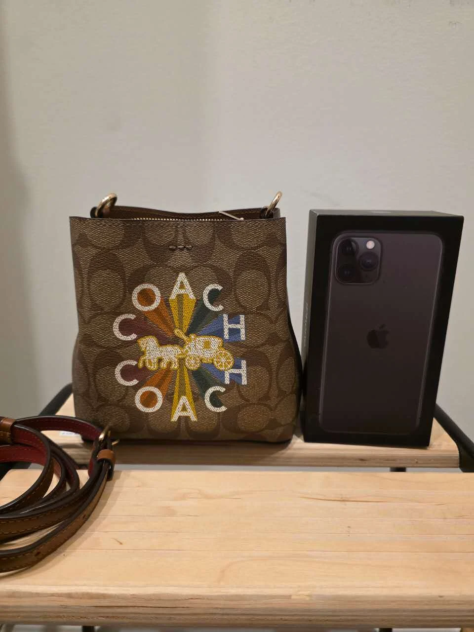 Coach Signature Bucket Bag - photo 5