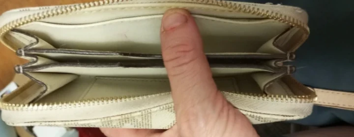 Michael Kors Zip Around Wristlet - photo 3