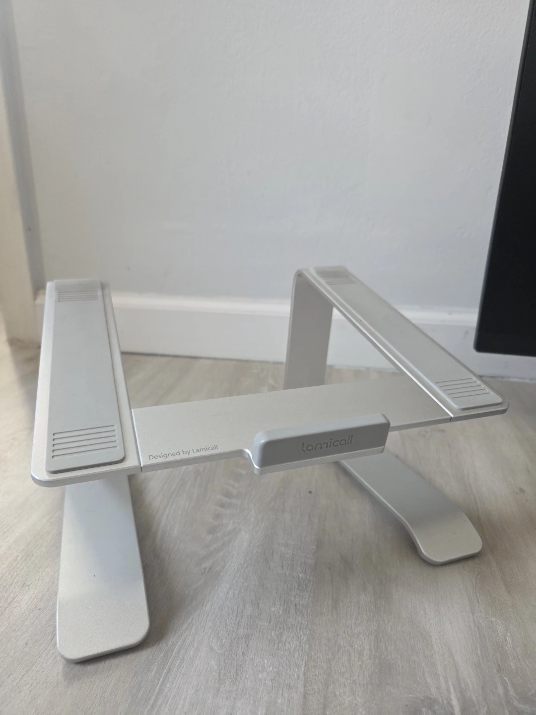 Monitor, keyboard, mouse, and laptop holder - photo 4
