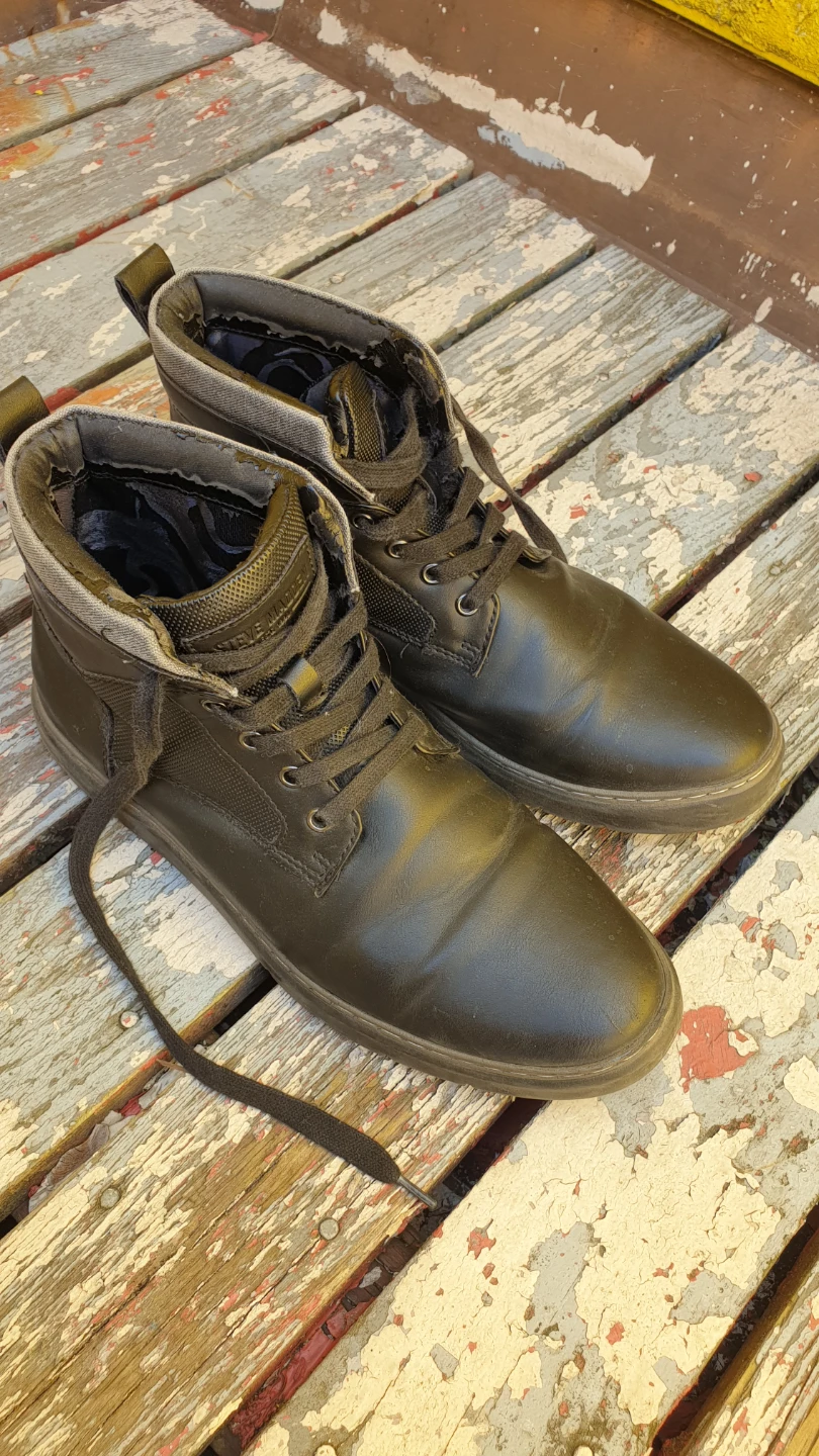 Steve Madden Black Lace-Up Boots