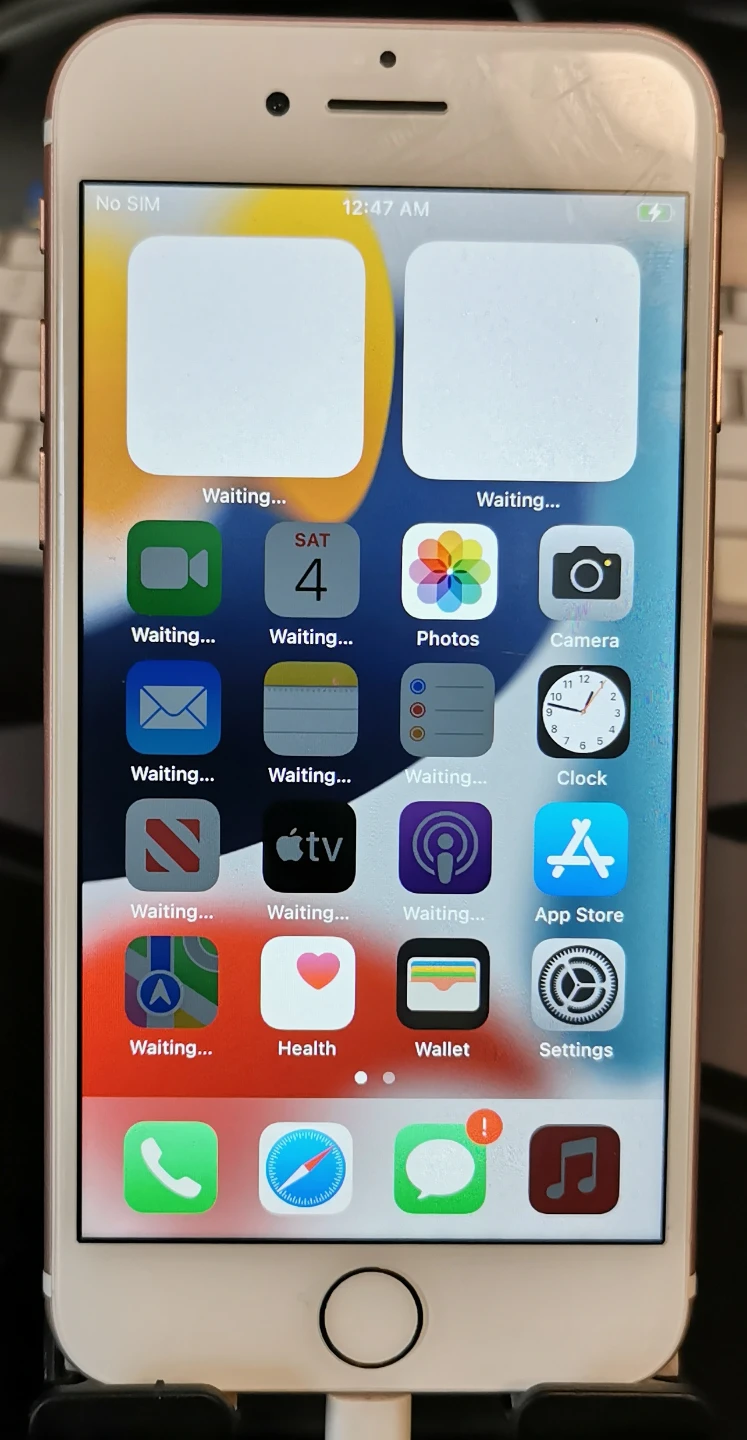 Apple iPhone 7 128GB Rose Gold (NEEDS NEW BATTERY) - photo 2
