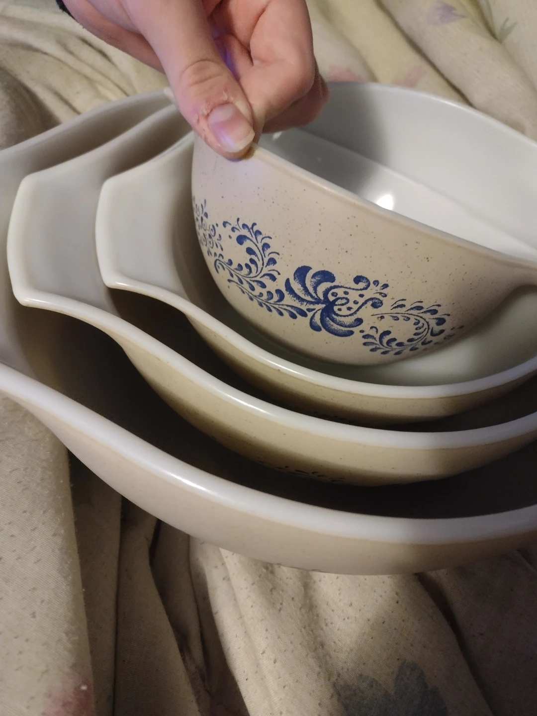 Pyrex Mixing Bowls set of 4 - photo 3