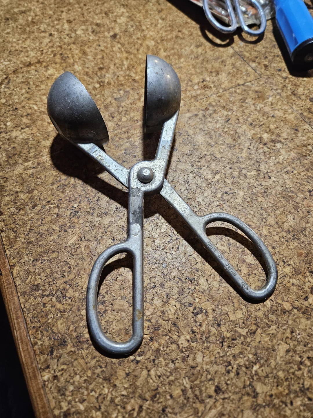 Vintage Blue Handle Ice Cream Scoop - photo 5