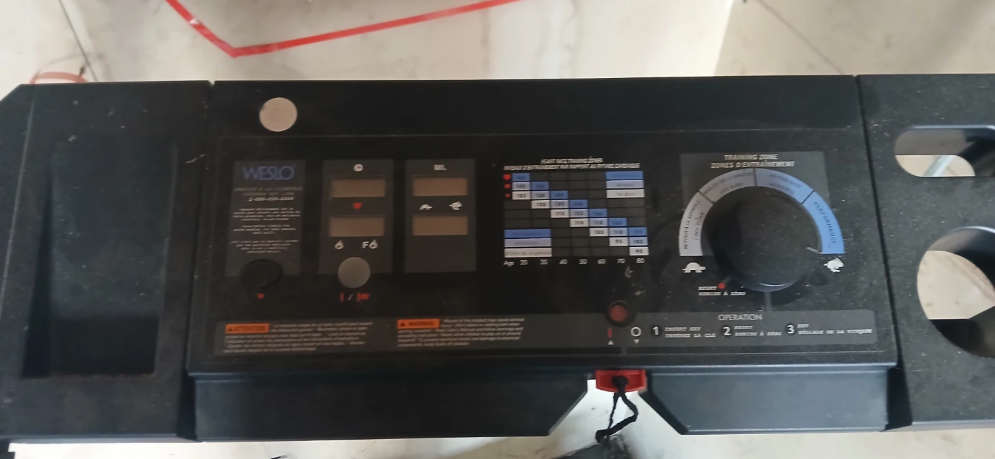 Weslo Cadence TS5 Treadmill - photo 2