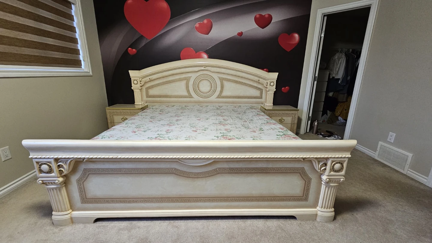 Cream Ornate King Bed Frame with Matching Nightstands - photo 3