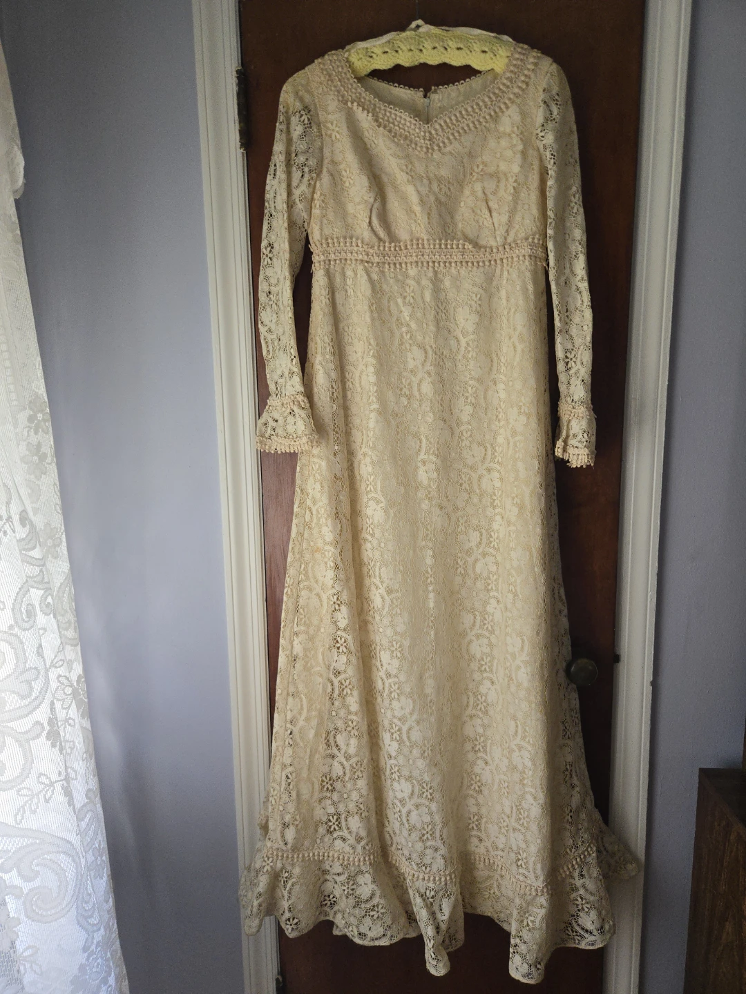 Vintage Cream Lace Maxi Dress