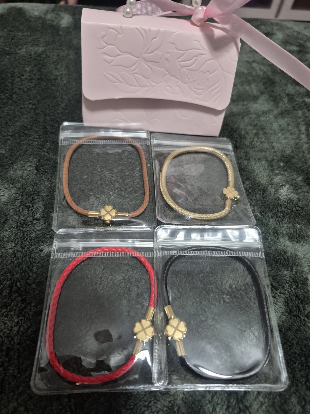 Clover leather bracelets - photo 2
