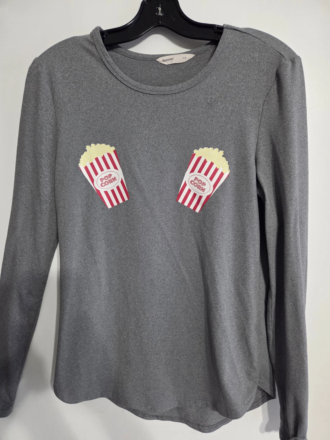 Women's clothing
