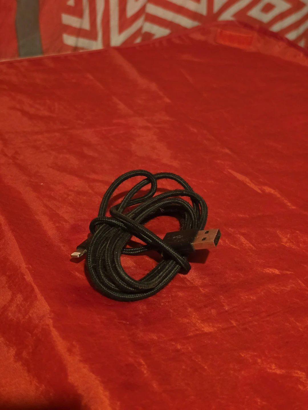 Black USB to Lightning Cable