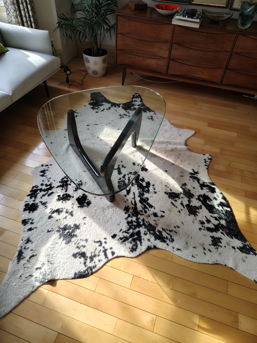Machine Washable Faux Cow Rug w Gold Metallic - photo 5