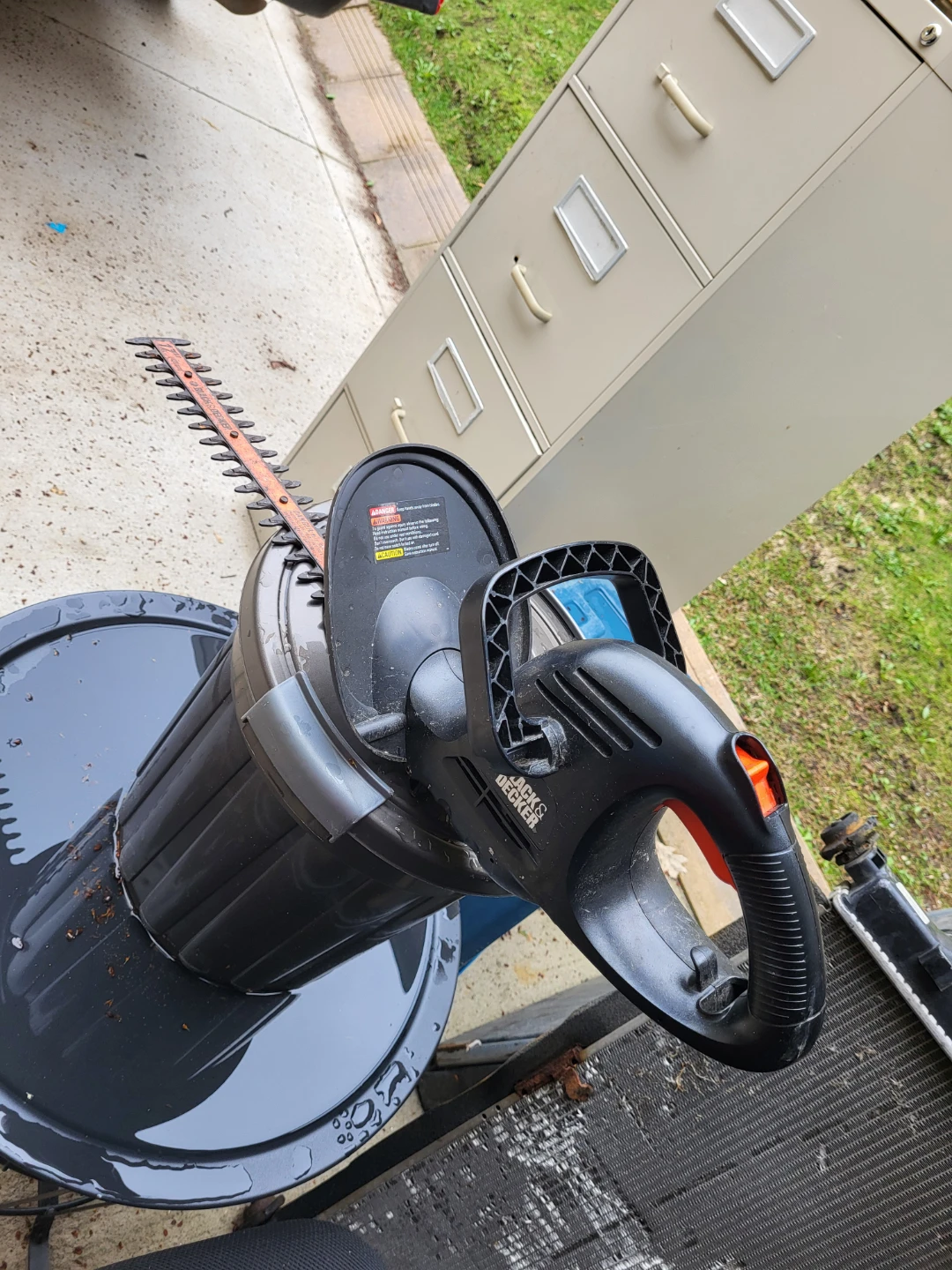 Black & Decker Electric Hedge Trimmer