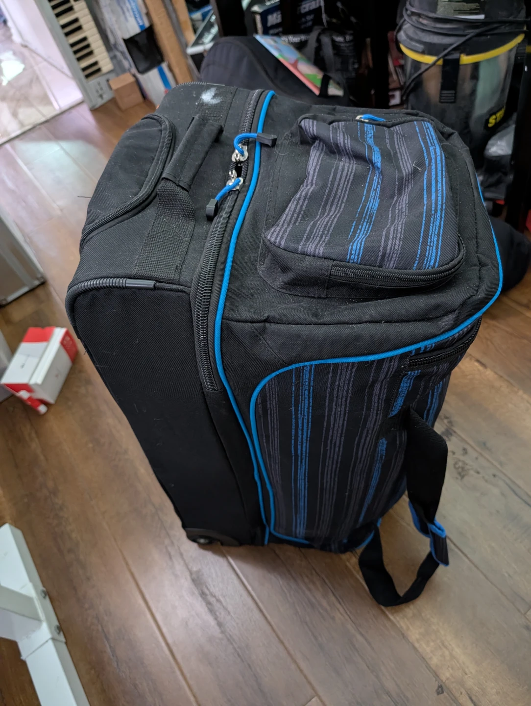 Black and Blue Rolling Luggage Bag - photo 3