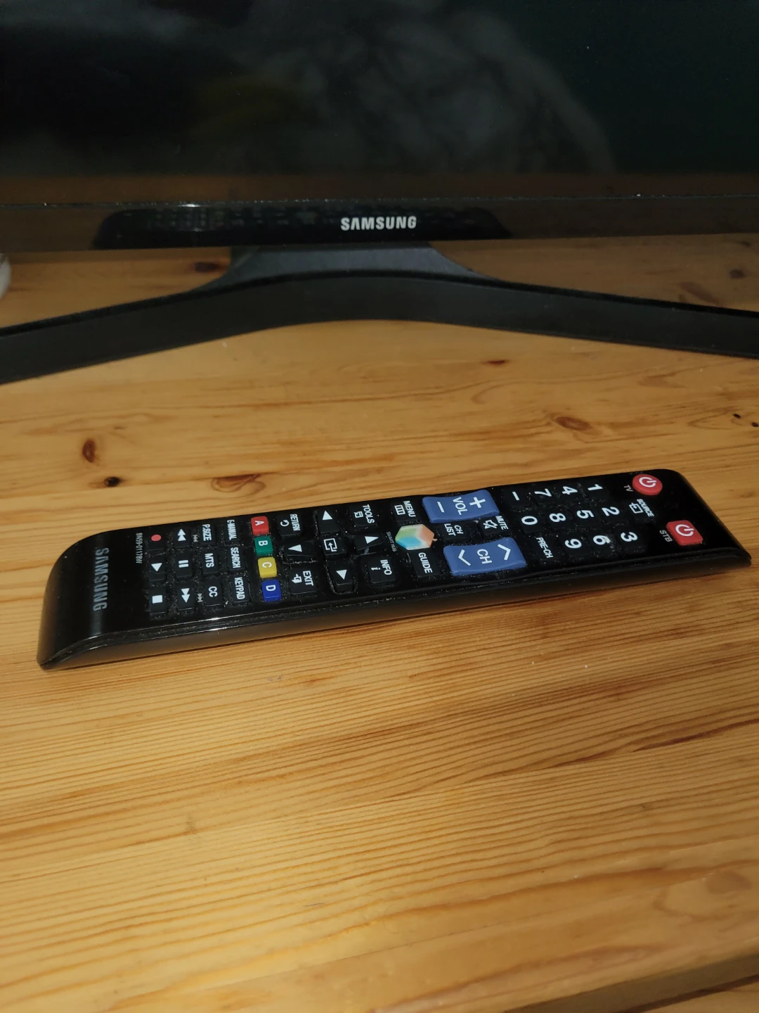 Samsung UN40J5200AF 40" Smart TV - photo 2