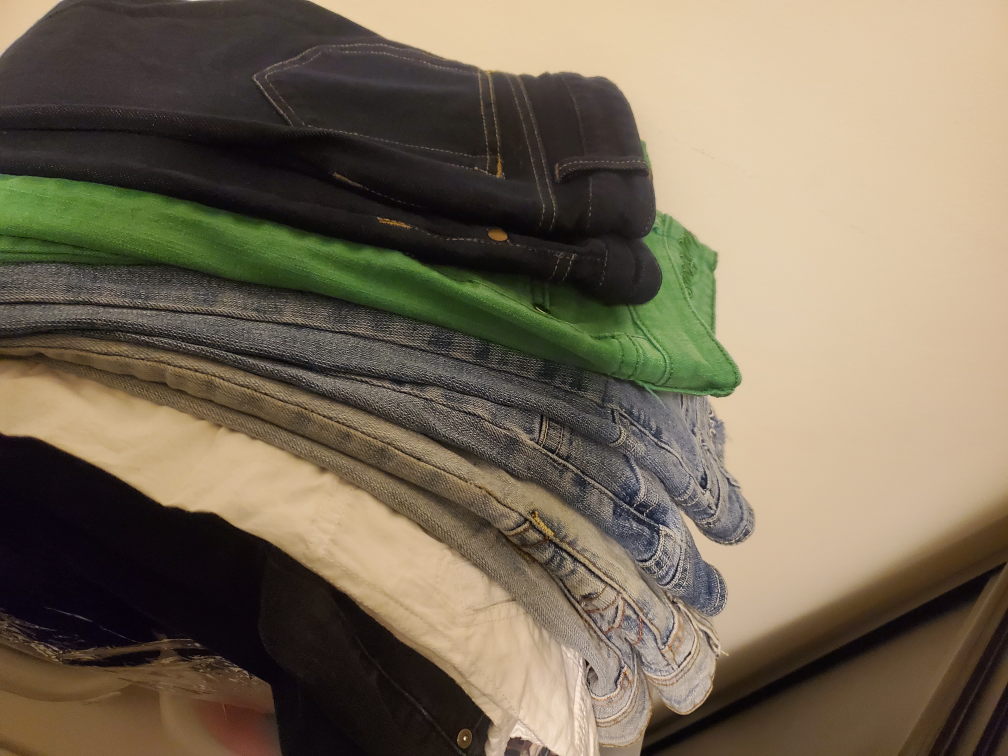 Women's capris size 1-3 in good shape!