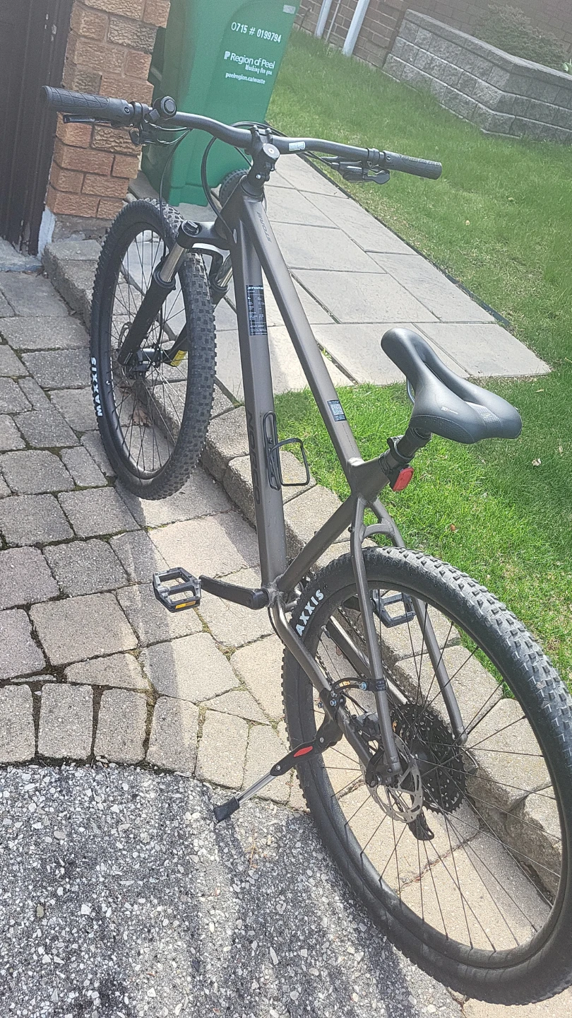 Norco Mountain Bike and specialized stout - photo 4