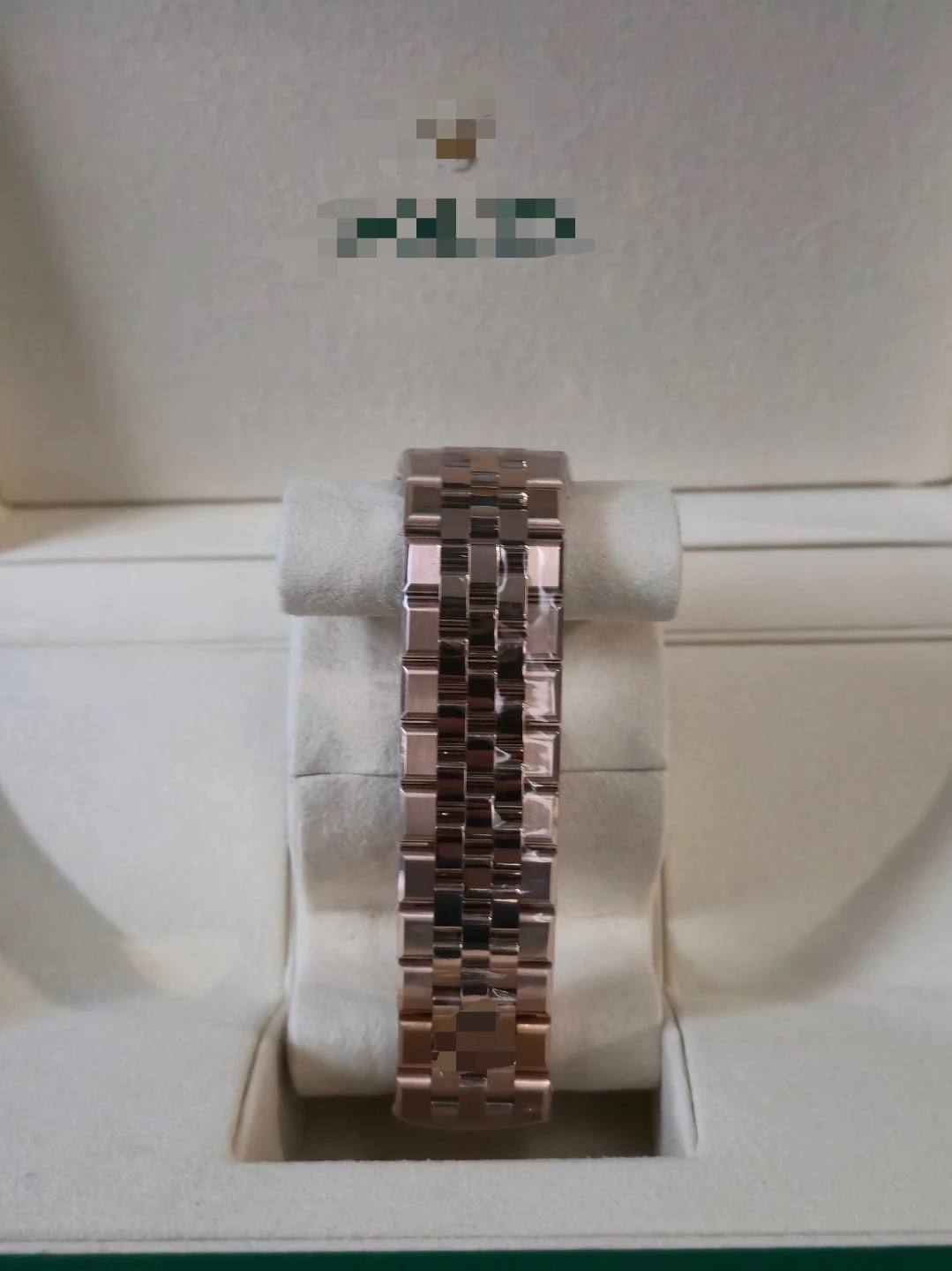 Mens Luxury Watches for sale with Box and papers - photo 4