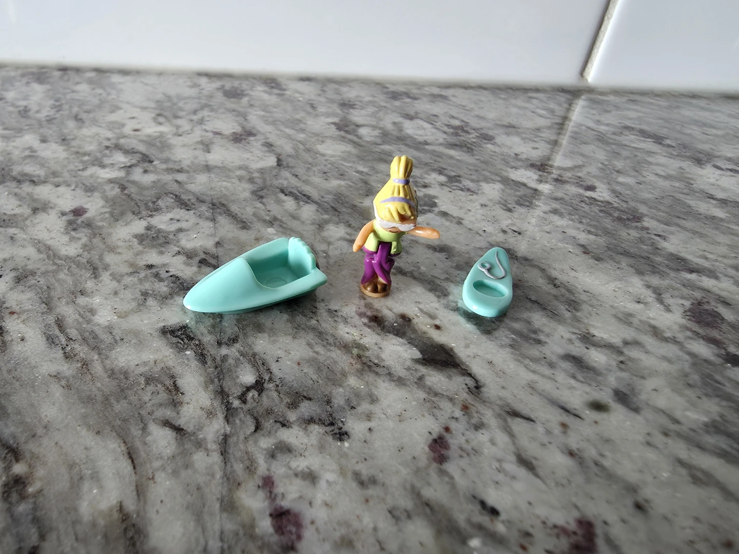 1995 Polly Pocket Pool Party On The Go - photo 2