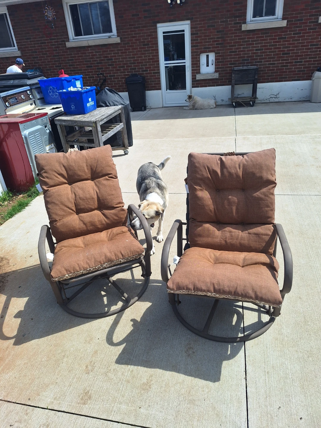 Set of 2 Patio Swivel Rocker Chairs with Cushions - photo 3