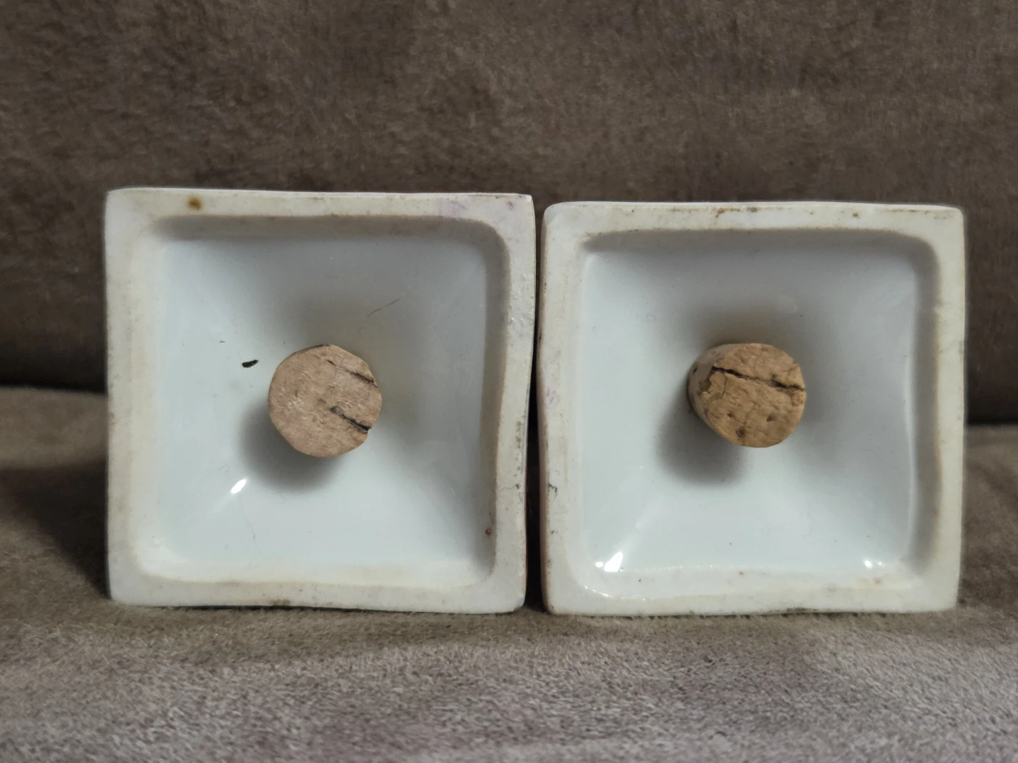 Vintage Pink Mun Shou Porcelain Salt and Pepper Shakers - photo 5