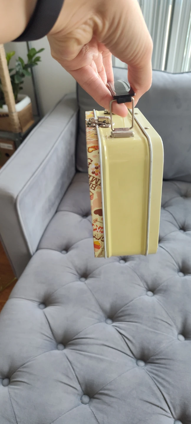 Tin Box for Organising Small Accessories - photo 2