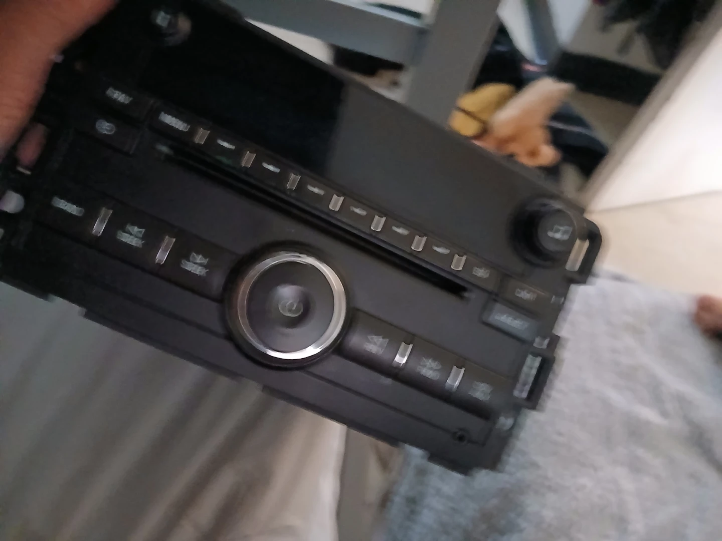 Radio for chevy or Ford Sirius radio