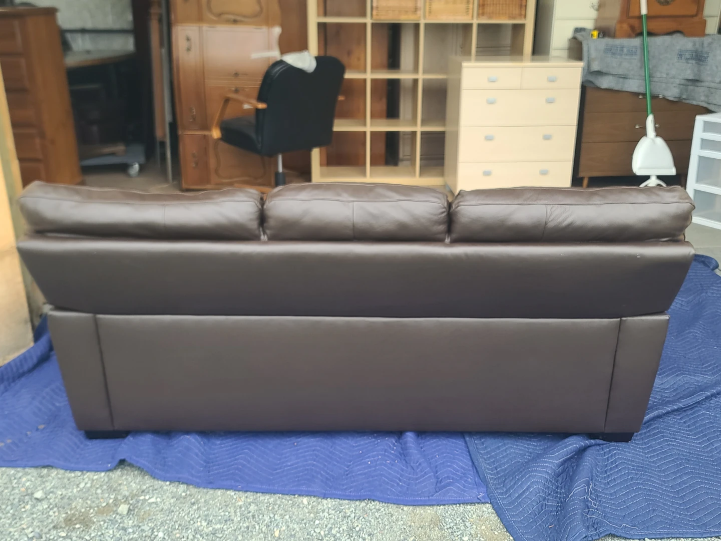 Brown Leather Sofa - photo 4