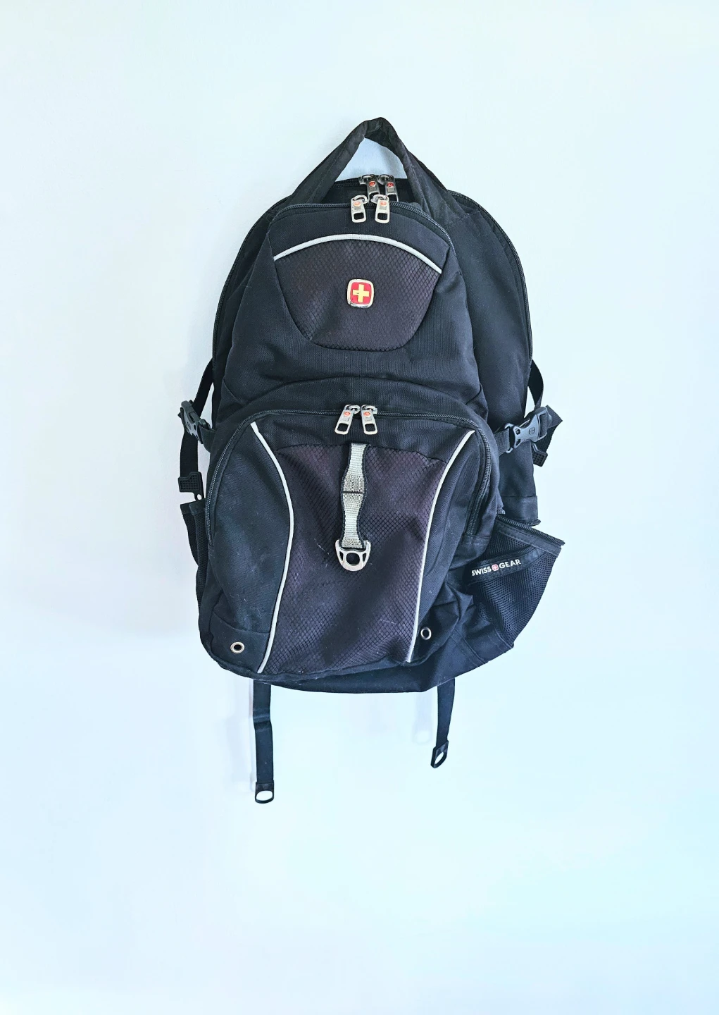 Black Swiss Gear Backpack