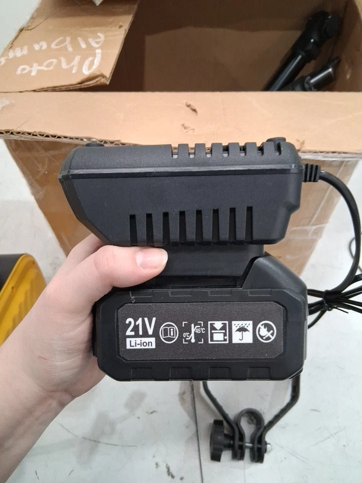 21V Battery Powered Cordless Snow Blower Shovel ❄️⛄️🌨️ - photo 5