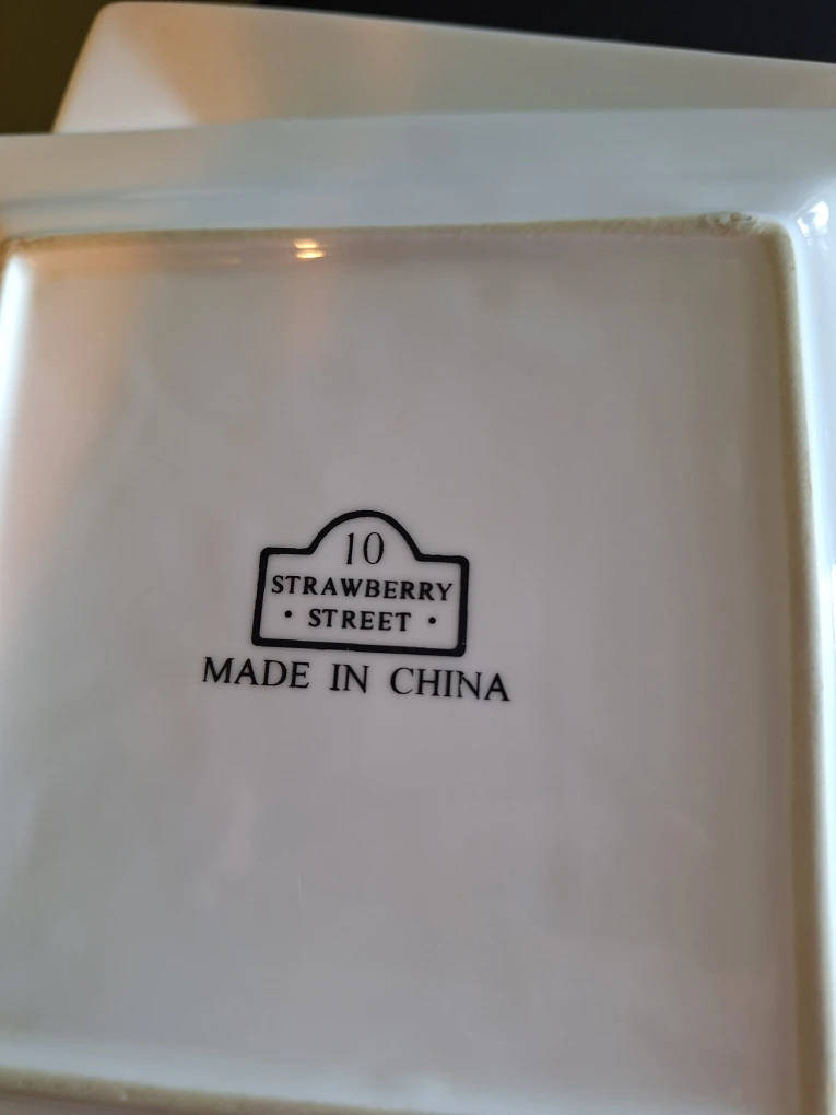 Set of 3 White Square Dinner Plates - photo 2