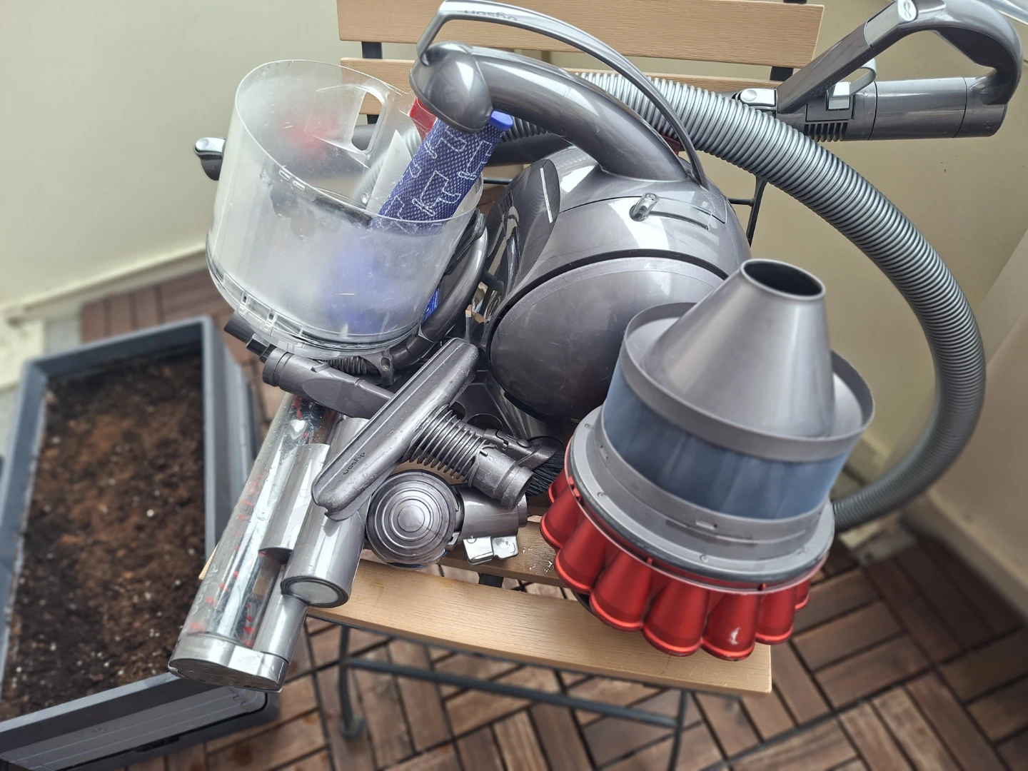 Dyson Ball DC37 Canister Vacuum Cleaner - photo 3