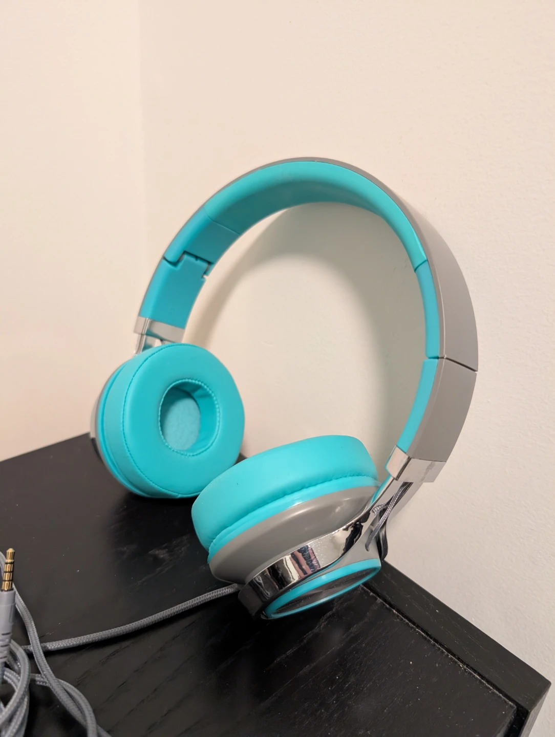 Off-brand Wired Headphones - Cyan/Seafoam - photo 2