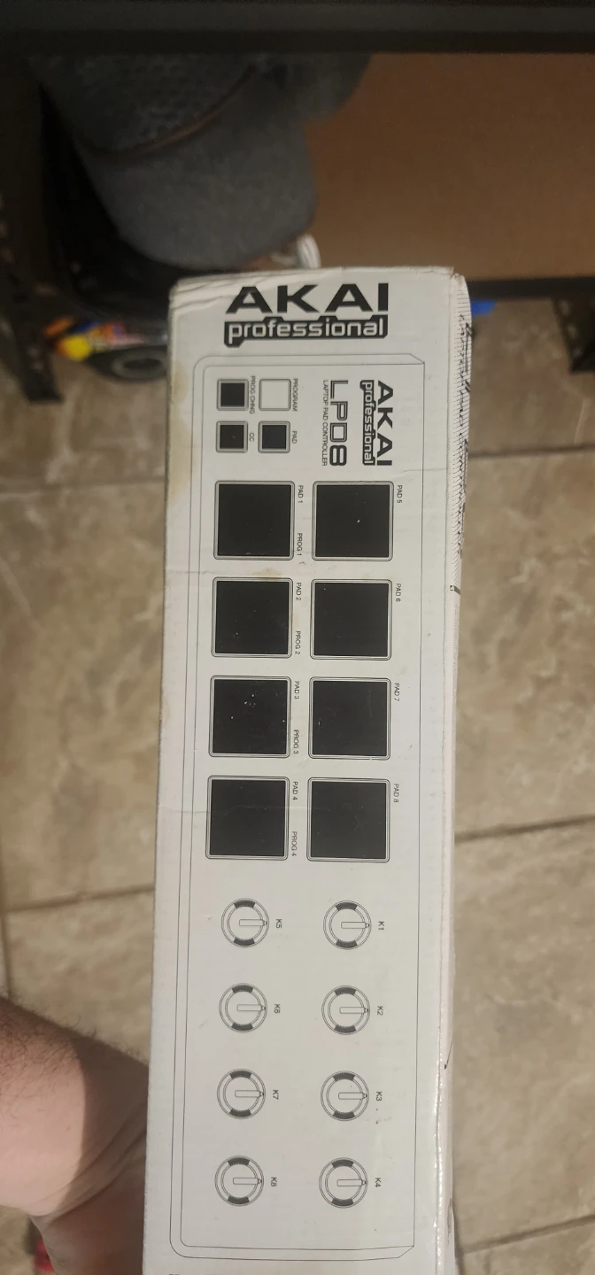 Akai Professional LPD8 Laptop Pad Controller
