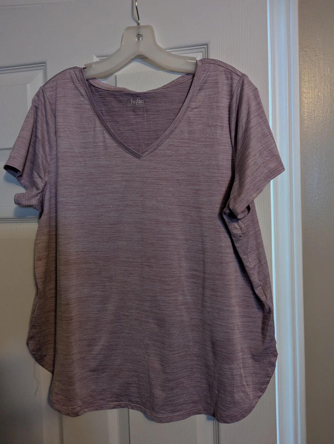 Hyba Women's V-Neck T-Shirt