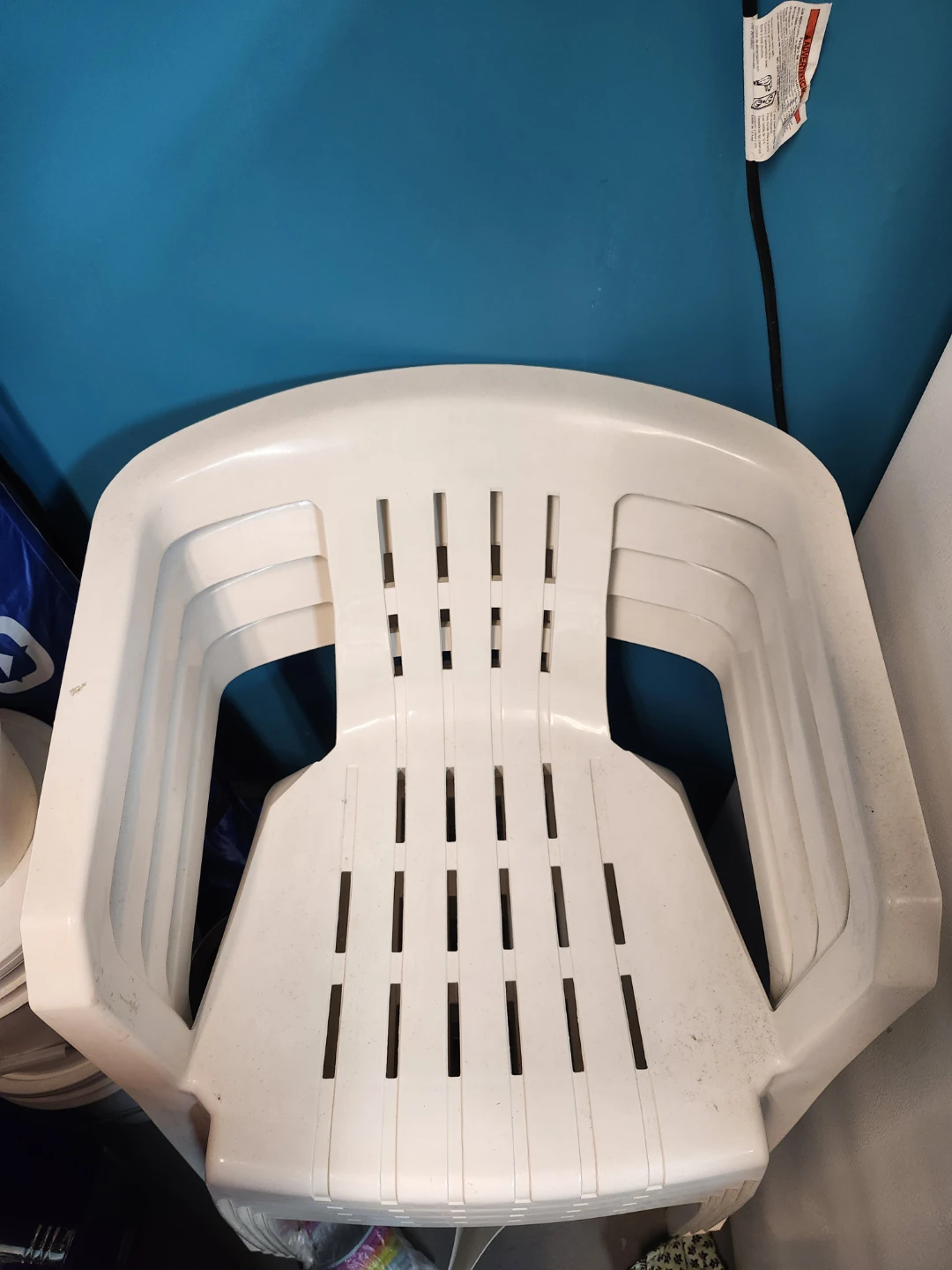 Set of 4 White Stackable Patio Chairs - Sturdy Design