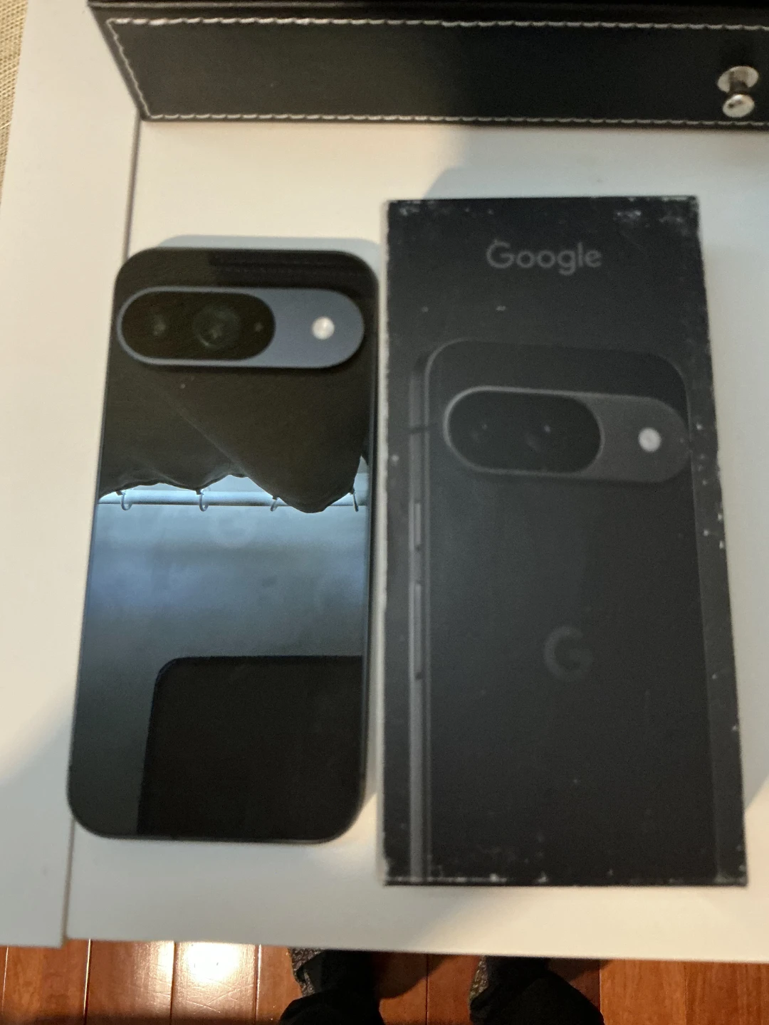 Google Pixel 9 W/ Pixel Buds Pro