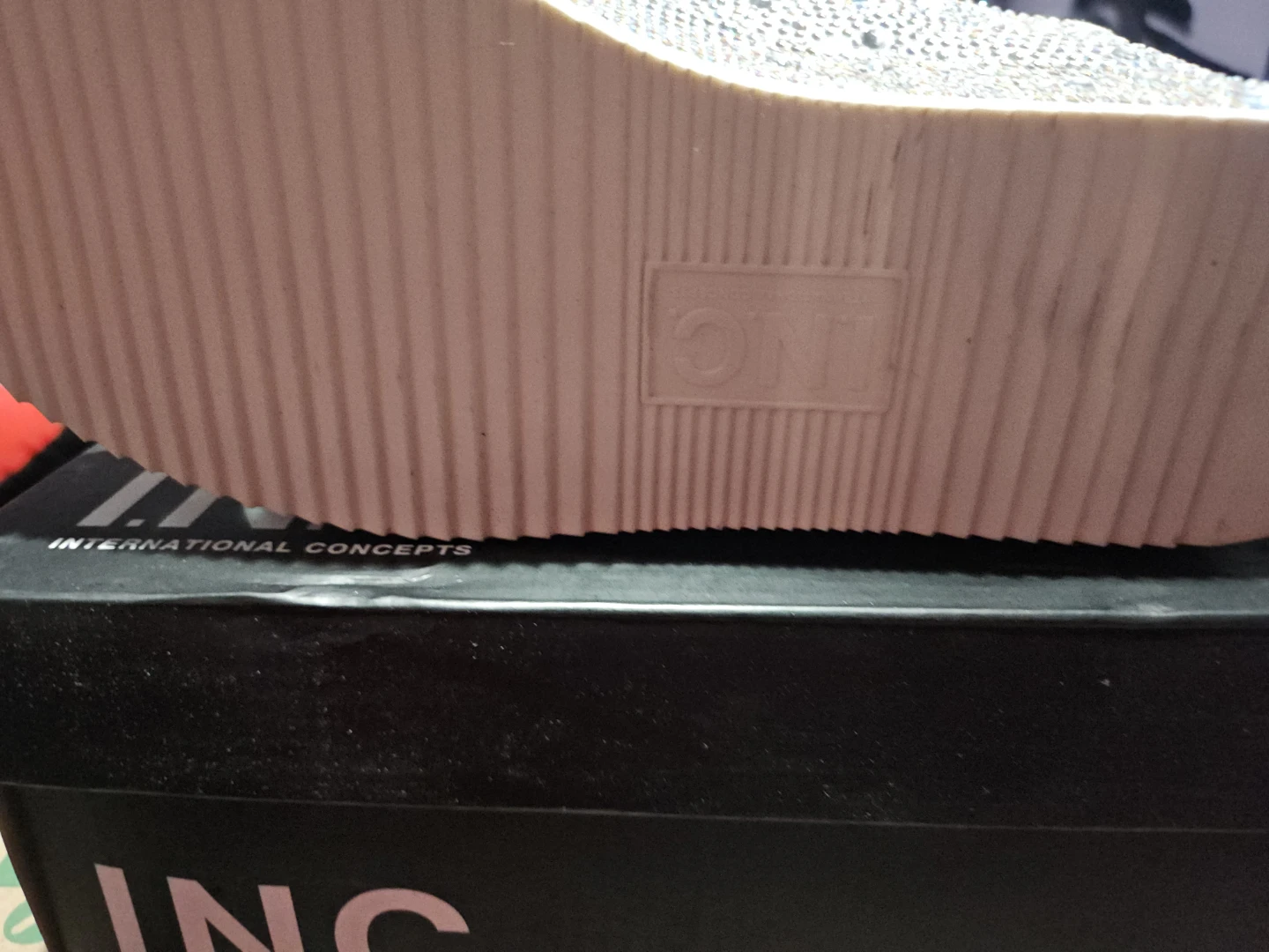 INC International Concepts LOLAF Sneakers Silver Bling Size 6M - photo 4
