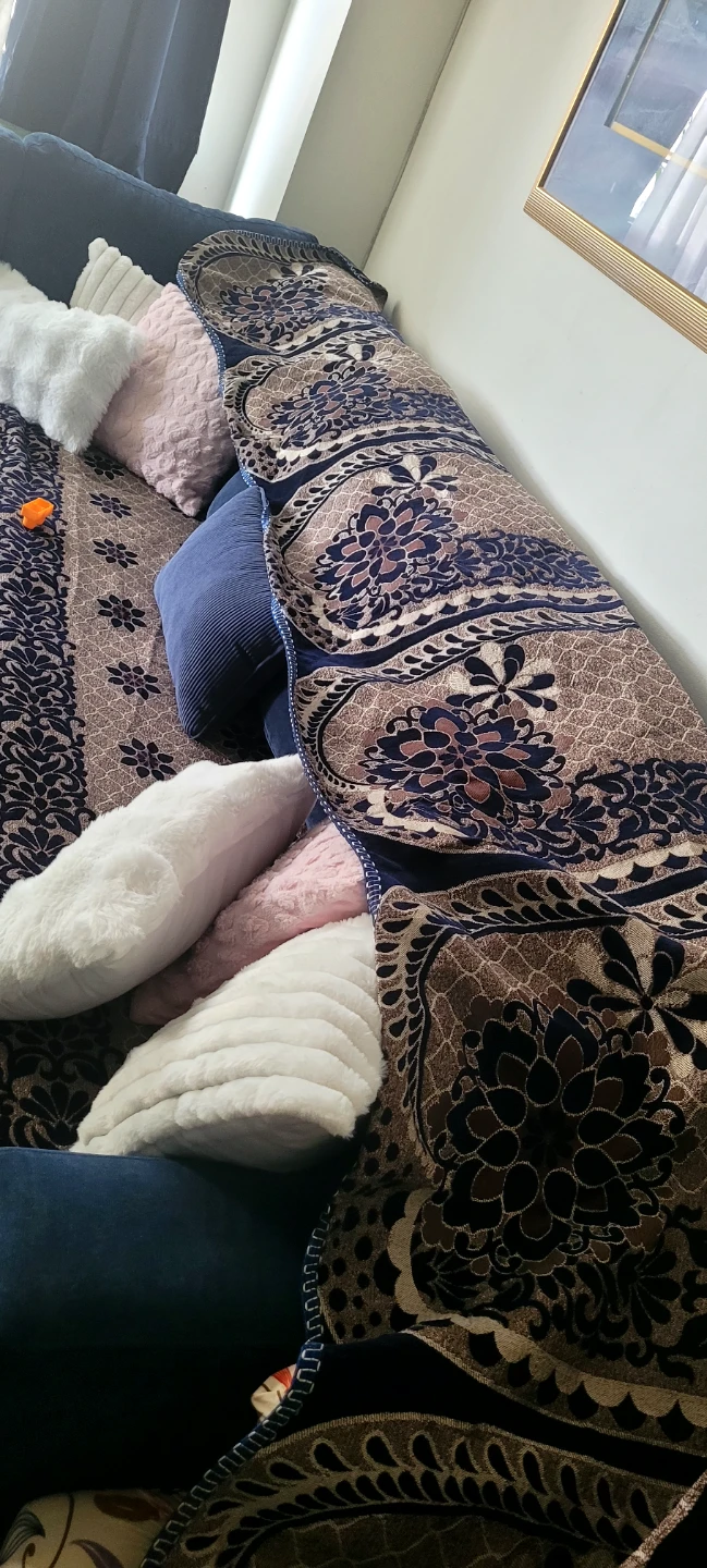 Decorative Sofa Cover Blanket