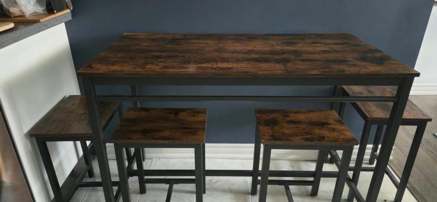 Rustic Brown 5-Piece Dining Set with Stools