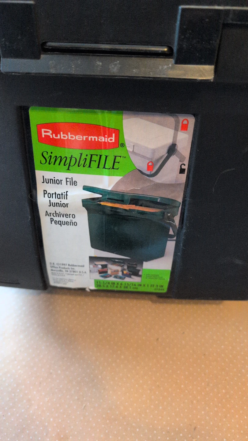 Rubbermaid SimpliFILE Junior File Box with Hanging Folders - photo 3