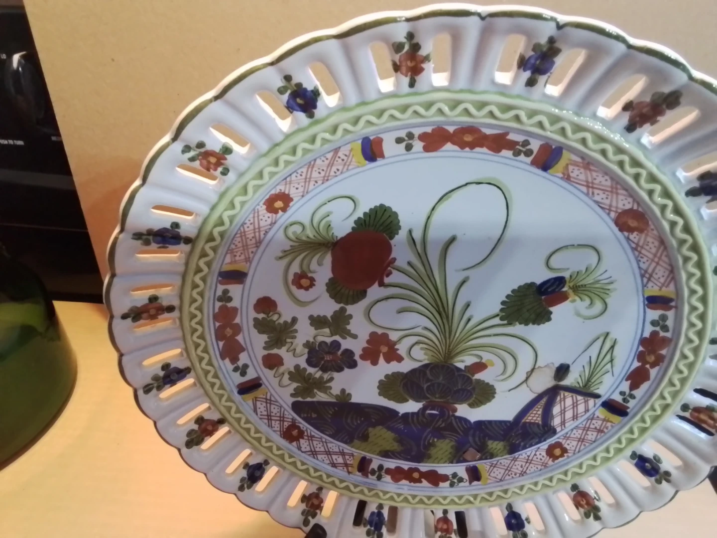Vintage Hand Painted by L. Ricciardelli Italian Majolica - photo 2