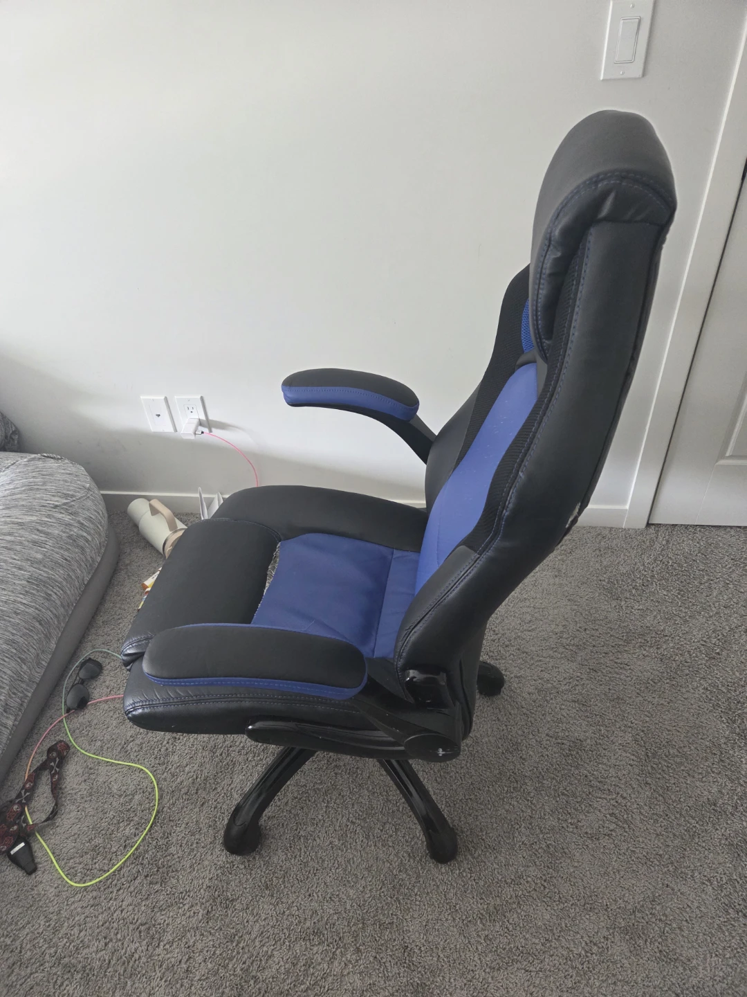 Gaming Chair - Black and Blue - photo 3