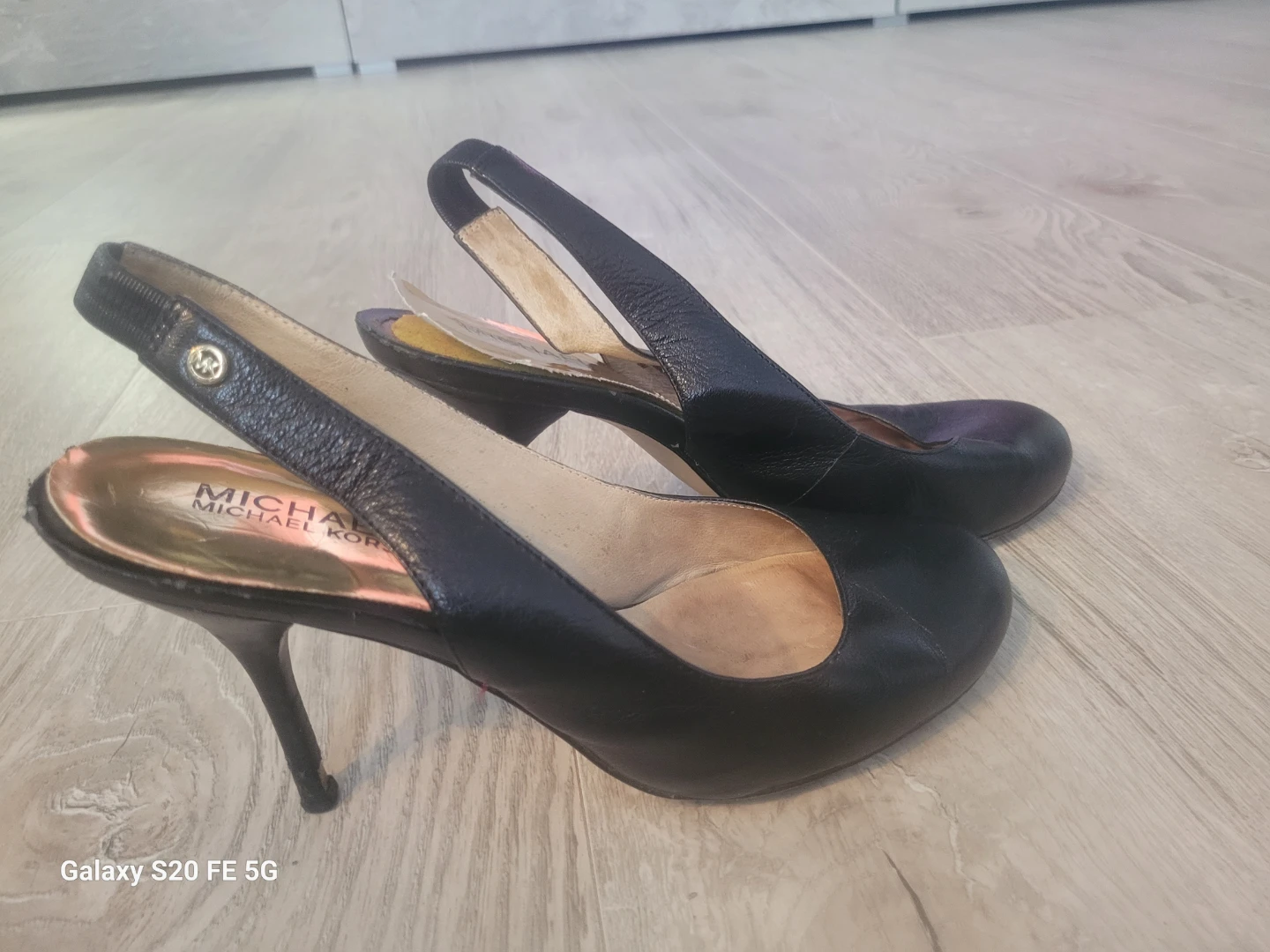 Michael Kors Black Leather Slingback Heels - photo 4