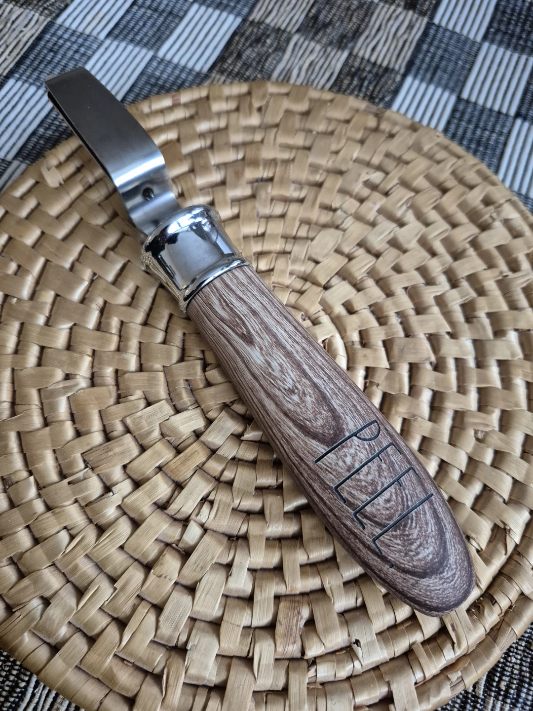 Rae Dunn "PEEL" Peeler (Comfort Grip): As New (used once!)