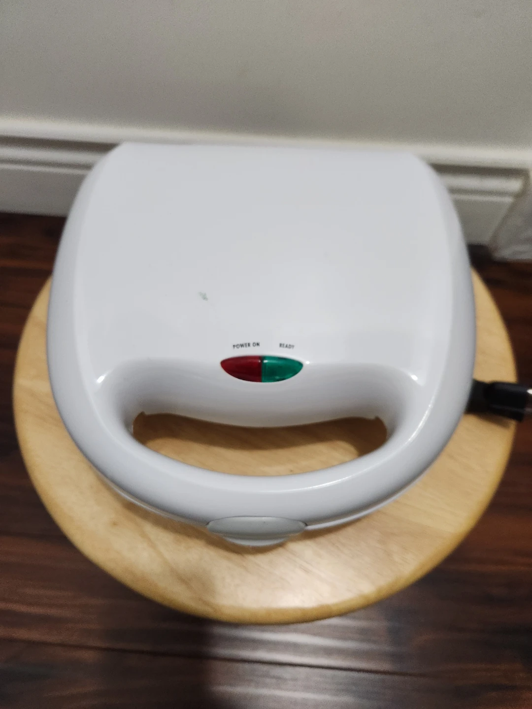 White Sandwich Maker - photo 2